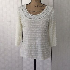 Janeric Woman’s Top White & Silver color  Size PM.            #265